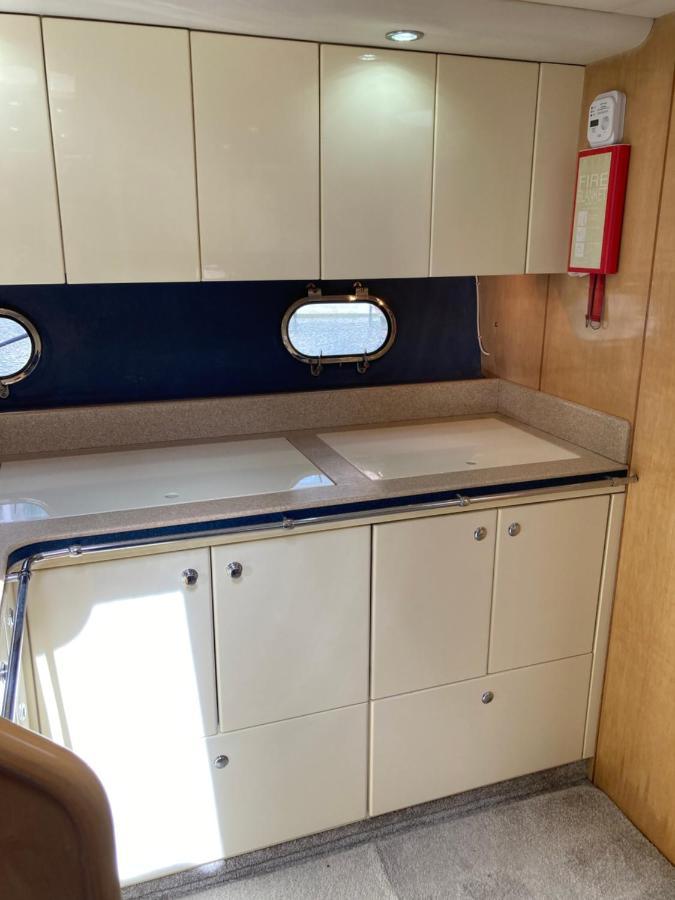 Entire Boat At St Katherine Docks 2 Available Select Using Room Options London Bagian luar foto